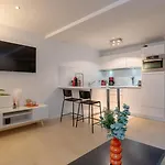 Quiet 1BR with AC near Opera&Champs-Élysées