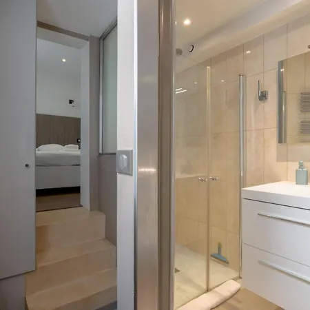 Quiet 1br With Ac Near Opera&champs-élysées * Parigi